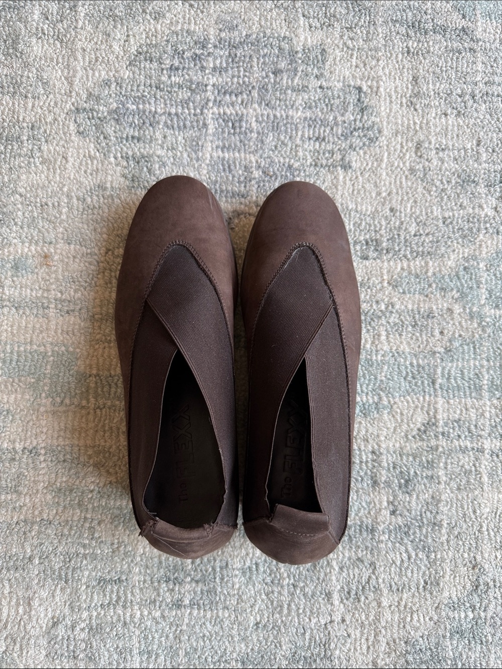 THE FLEXX Brown Stretch Crossover Moccasin